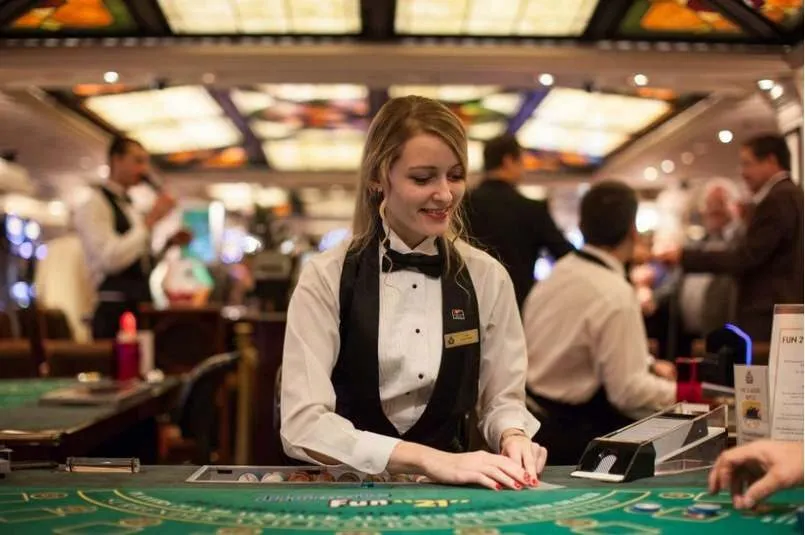 Định nghĩa dealer là gì và các yếu tố để trở thành dealer 3 Tính chuyên nghiệp ở dealer là gì?